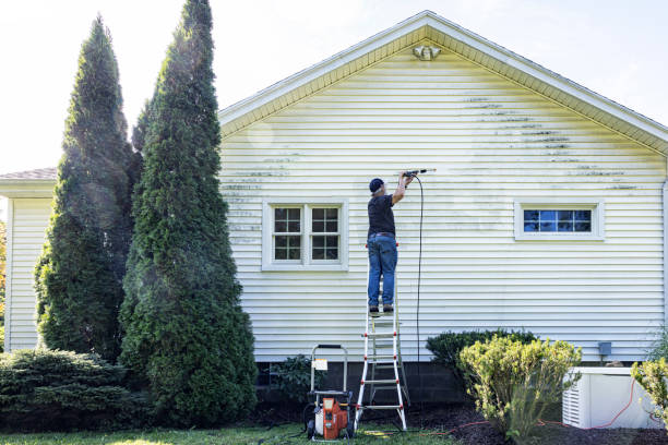 Best Commercial Building Pressure Washing  in Baraboo, WI